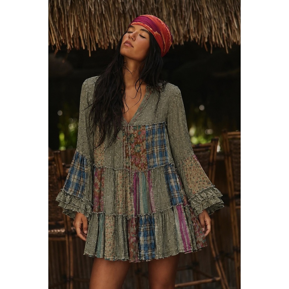 Young Threads Gravel Patchwork Boho Tunic Top Floral Plaid Embroidery Sz:S NWT - Picture 2 of 8